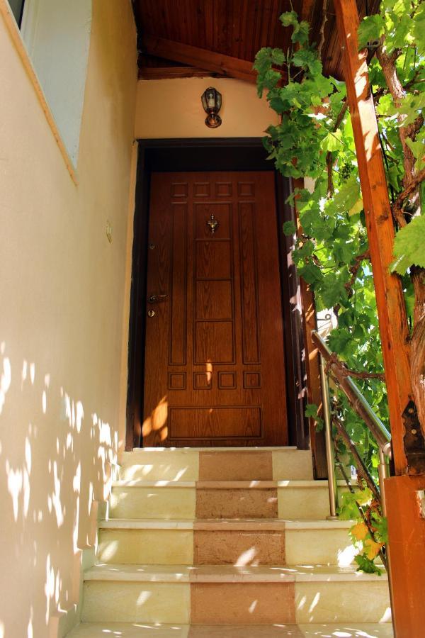 Margarita - Entire House With 4 Bedrooms And Free Parking Gjirokastra Kültér fotó