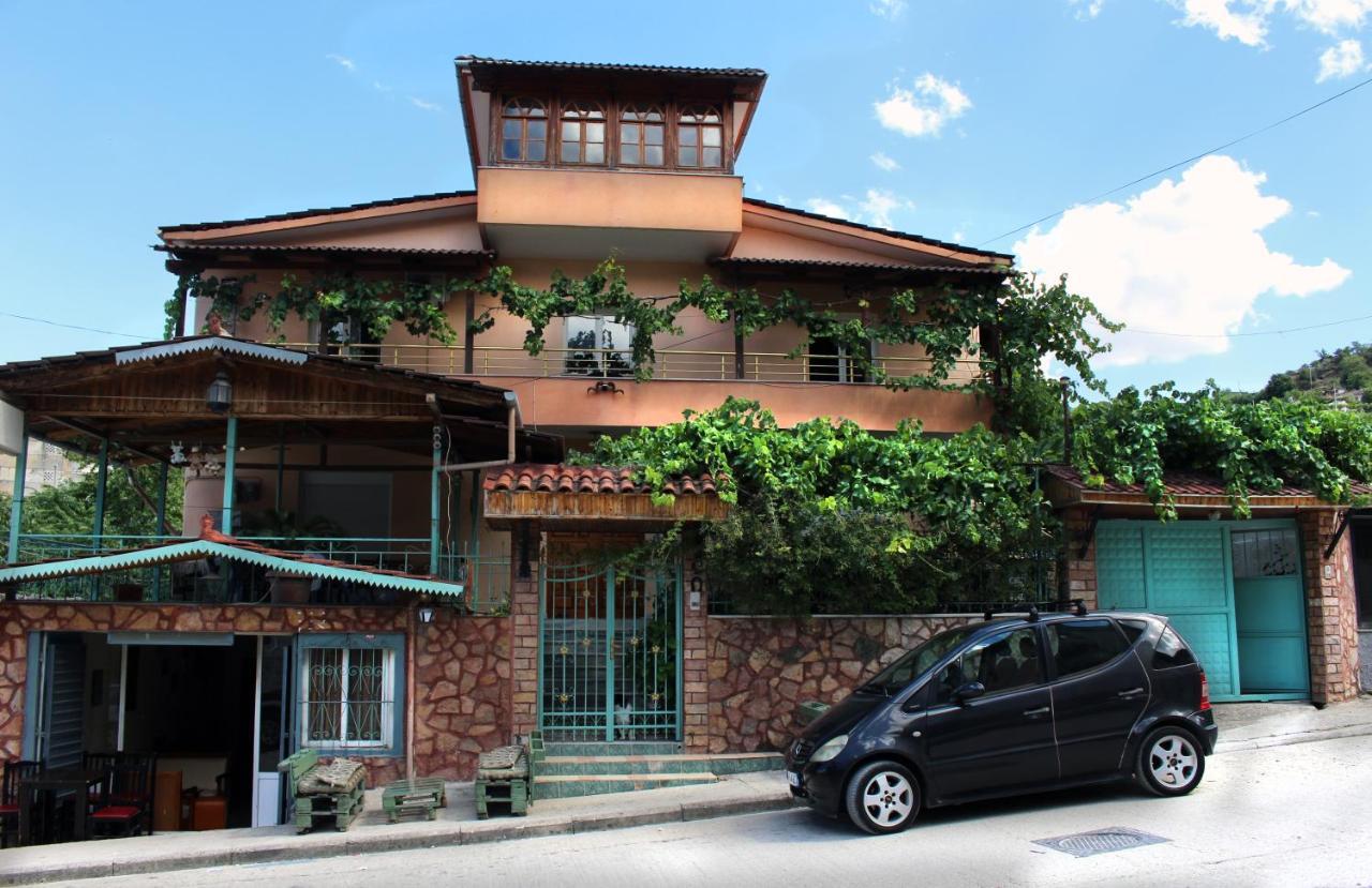 Margarita - Entire House With 4 Bedrooms And Free Parking Gjirokastra Kültér fotó